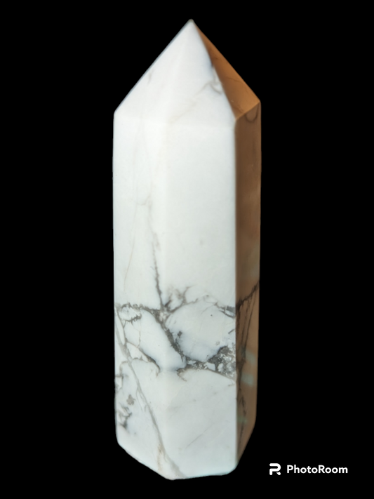 Howlite Point (large)