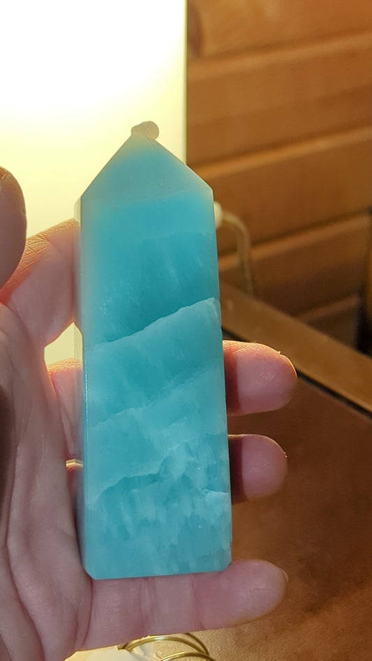 Larimar Towers (~11 cm)